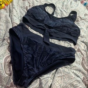 Kona Sol bikini - Size Large